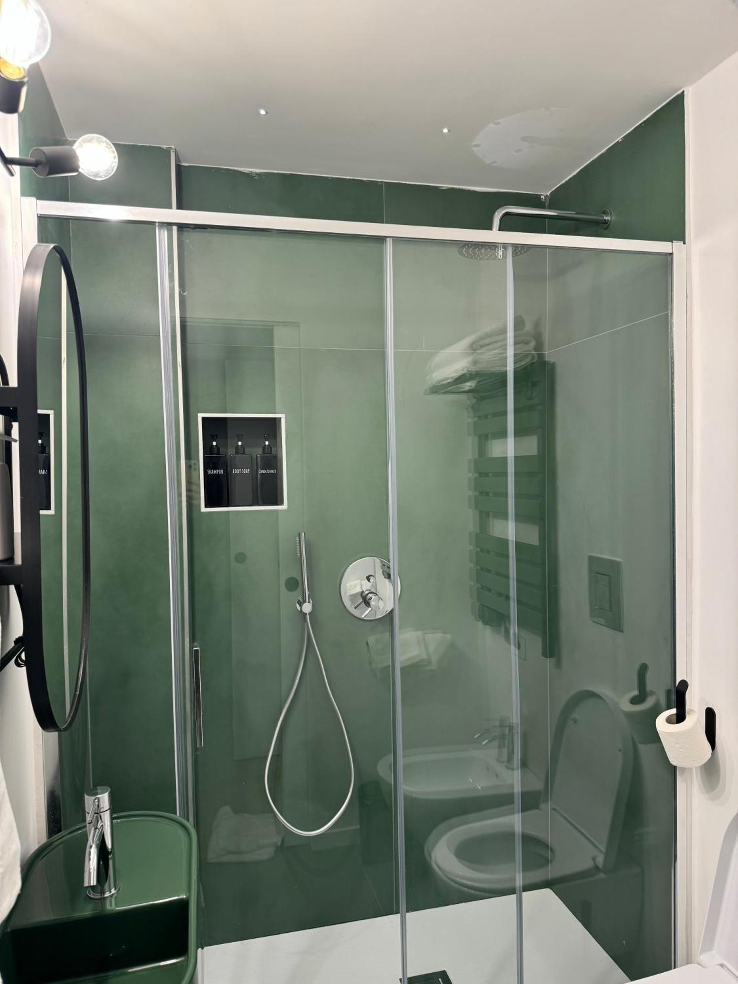 Alma De Chiaja - Design Suites & Apartments Napoli Ngoại thất bức ảnh
